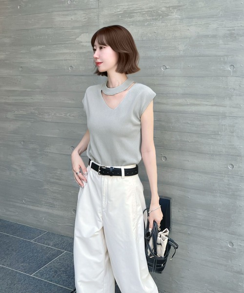 CHARME BY MICOLA(シャルムバイミコラ)の「アシメスリーブチョーカーネックトップス(Tシャツ/カットソー・レディース・ライトグレー/アイボリー/ピンク・MEDIUM/LARGE)」の11枚目の写真