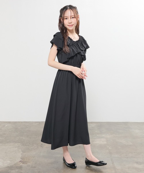 Honeys(ハニーズ)の「クロスフリルワンピース(ワンピース・レディース・ブラック系その他2/サックスブルー/ブラック/ミント・3L/LL/M/S/L)」の5枚目の写真