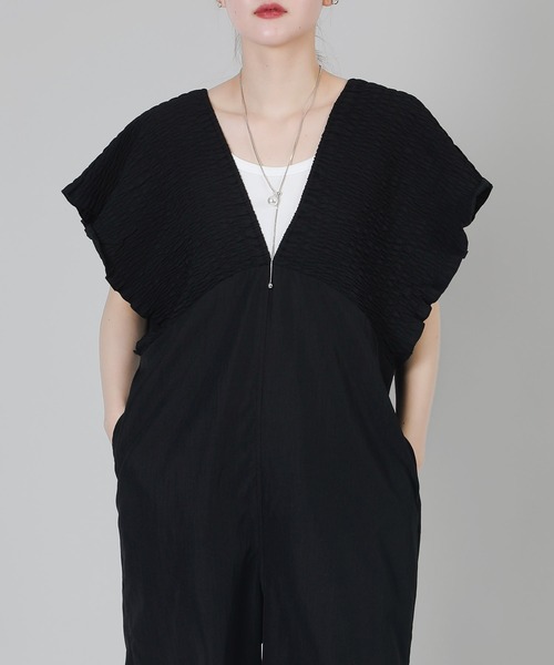 aimoha（アイモハ）の「シャーリングサロペットオールインワン（サロペット/オーバーオール・レディース・グレイッシュベージュ/グレー/ブラック・FREE）」の16枚目の写真