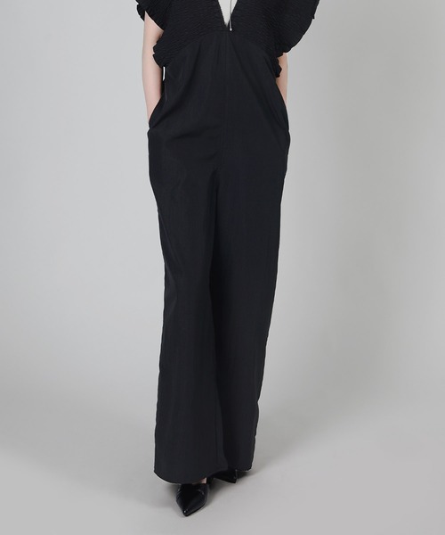 aimoha（アイモハ）の「シャーリングサロペットオールインワン（サロペット/オーバーオール・レディース・グレイッシュベージュ/グレー/ブラック・FREE）」の15枚目の写真