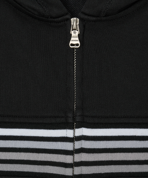 DANDEL（ダンデル）の「DD chest panel hoodie zip-up (BLACK)（パーカー・レディース・その他・1/2）」の2枚目の写真