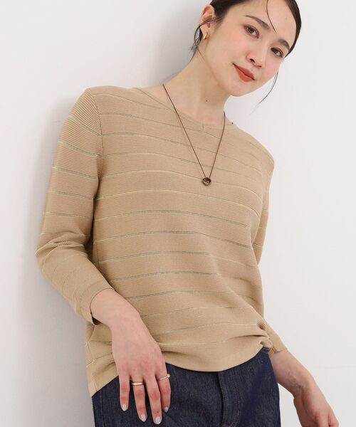 SHOO・LA・RUE（シューラルー）の「【洗濯機可/S-LL】デコルテがきれいに見えるVネックラメボーダーニット（ニット/セーター・レディース・ホワイト系5/ネイビー系2/ベージュ系2/パープル系1・01/02/03/04）」の2枚目の写真