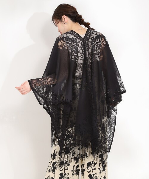 SHOO・LA・RUE（シューラルー）の「デイリーから和装まで幅広く使える レースポンチョ（ポンチョ・レディース・ブラック/カーキ/グレー/ベージュ・00）」の9枚目の写真
