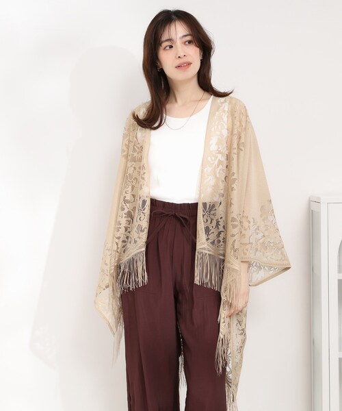 SHOO・LA・RUE（シューラルー）の「デイリーから和装まで幅広く使える レースポンチョ（ポンチョ・レディース・ブラック/カーキ/グレー/ベージュ・00）」の17枚目の写真