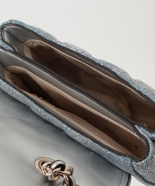 Guess（ゲス）の「GIULLY II Mini Convertible Flap（ショルダーバッグ・レディース・ライトブルー・ONE SIZE）」の14枚目の写真
