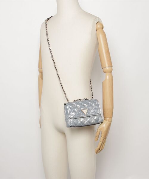 Guess（ゲス）の「GIULLY II Mini Convertible Flap（ショルダーバッグ・レディース・ライトブルー・ONE SIZE）」の15枚目の写真