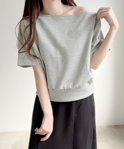 Nana(ナナ)の「アシンメトリーネックルーズカットソー(Tシャツ/カットソー・レディース・ホワイト/グレー・FREE)」の7枚目の写真