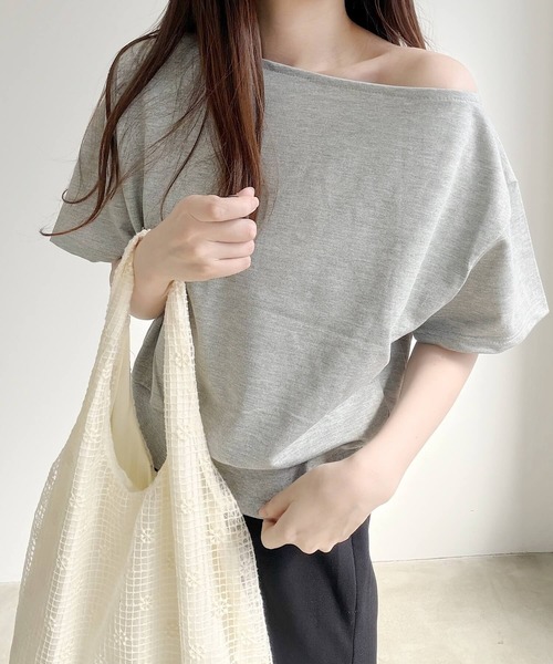 Nana(ナナ)の「アシンメトリーネックルーズカットソー(Tシャツ/カットソー・レディース・ホワイト/グレー・FREE)」の10枚目の写真