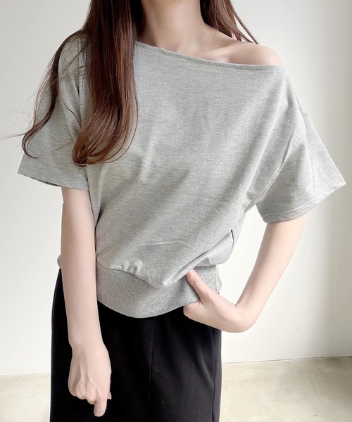 Nana(ナナ)の「アシンメトリーネックルーズカットソー(Tシャツ/カットソー・レディース・ホワイト/グレー・FREE)」の16枚目の写真