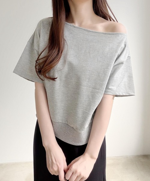 Nana(ナナ)の「アシンメトリーネックルーズカットソー(Tシャツ/カットソー・レディース・ホワイト/グレー・FREE)」の19枚目の写真