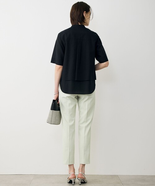 ICB（アイシービー）の「リネンスラブローン バンドカラーデザインシャツ（シャツ/ブラウス・レディース・ブラック系/アイボリー系/ターコイズブルー系・2/4/6）」の8枚目の写真
