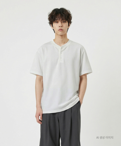 UMM(ウム)の「ヘンリーネックボタン ベーシック 半袖Tシャツ 3COLOR(Tシャツ/カットソー・メンズ・ブラック/ベージュ/ホワイト・LARGE/X-LARGE/2XL)」の11枚目の写真
