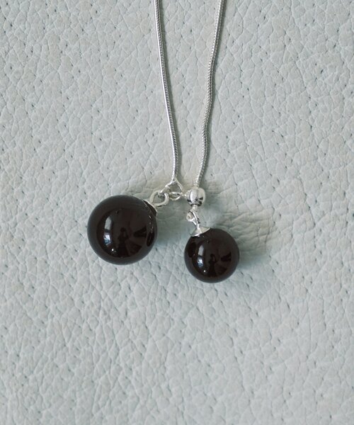 SHENERY（シーナリー）の「シルバーラリエットネックレス（ネックレス・レディース・ブラック・FREE）」の10枚目の写真