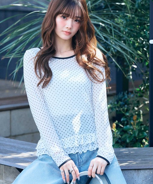 muet.(ミュエ)の「上品な透け感♪裾ティアードシアードットレイヤードトップス(Tシャツ/カットソー・レディース・ブラック系その他/ホワイト系その他・MEDIUM/LARGE)」の16枚目の写真