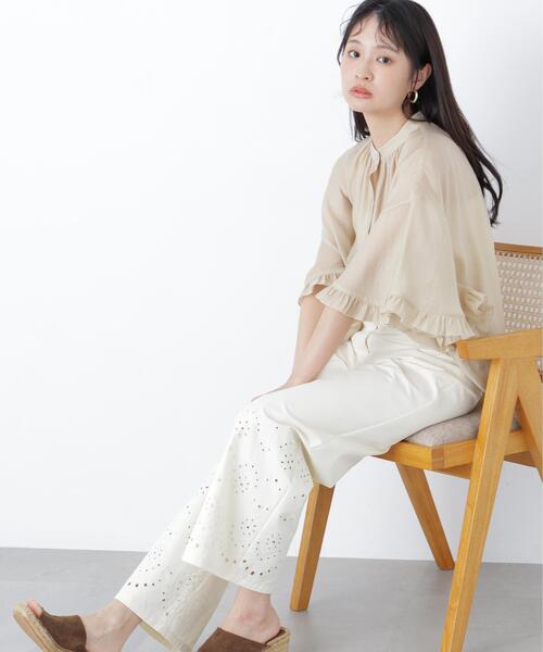 N.(N. Natural Beauty Basic)(エヌエヌナチュラルビューティーベーシック)の「エンブロイダリーツイルパンツ(その他パンツ・レディース・オフホワイト/ベージュ・P/S/MEDIUM)」の5枚目の写真