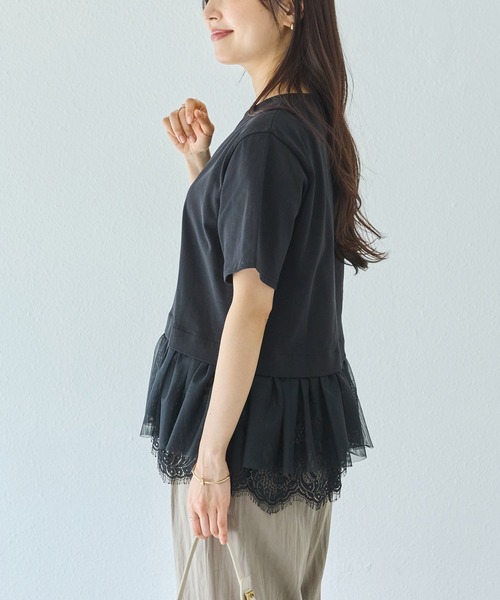 LAVEANGE（ラビアンジェ）の「裾レースチュールペプラムプルオーバー（Tシャツ/カットソー・レディース・オフホワイト/ブラック・M/LL/3L/4L/5L）」の6枚目の写真