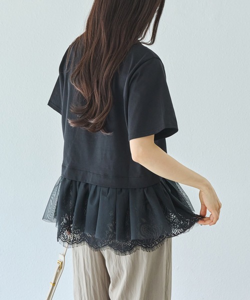 LAVEANGE（ラビアンジェ）の「裾レースチュールペプラムプルオーバー（Tシャツ/カットソー・レディース・オフホワイト/ブラック・M/LL/3L/4L/5L）」の7枚目の写真