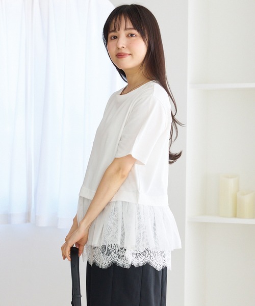 LAVEANGE（ラビアンジェ）の「裾レースチュールペプラムプルオーバー（Tシャツ/カットソー・レディース・オフホワイト/ブラック・M/LL/3L/4L/5L）」の15枚目の写真