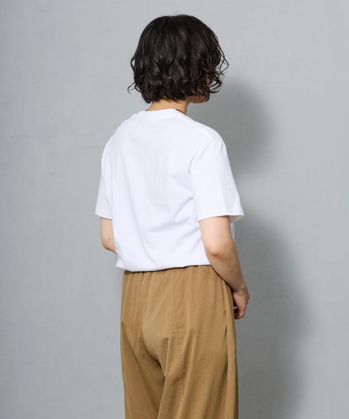 aremoi(アレモイ)の「スケートボードフォトプリント 半袖Tシャツ(Tシャツ/カットソー・レディース・グレー/ネイビー/ホワイト・SMALL/MEDIUM/LARGE)」の14枚目の写真