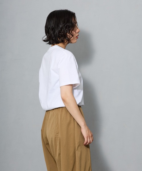 aremoi(アレモイ)の「スケートボードフォトプリント 半袖Tシャツ(Tシャツ/カットソー・レディース・グレー/ネイビー/ホワイト・SMALL/MEDIUM/LARGE)」の15枚目の写真