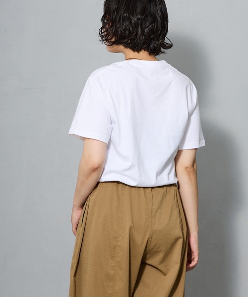 aremoi(アレモイ)の「スケートボードフォトプリント 半袖Tシャツ(Tシャツ/カットソー・レディース・グレー/ネイビー/ホワイト・SMALL/MEDIUM/LARGE)」の16枚目の写真