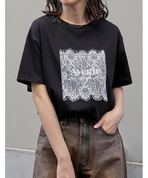 Re:EDIT（リエディ）の「[UVカット][接触冷感]レース刺繍ロゴTシャツ（Tシャツ/カットソー・レディース・ブラック/チャコールグレー/オフホワイト・FREE）」の3枚目の写真