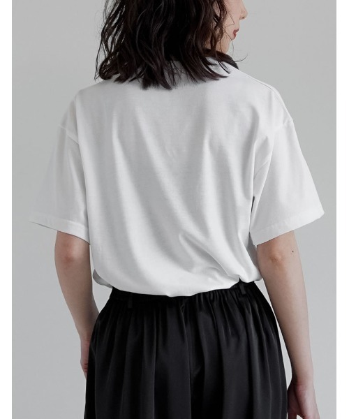 Re:EDIT（リエディ）の「[UVカット][接触冷感]レース刺繍ロゴTシャツ（Tシャツ/カットソー・レディース・ブラック/チャコールグレー/オフホワイト・FREE）」の9枚目の写真