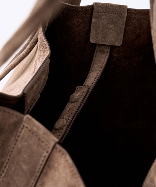 Whim Gazette(ウィムガゼット)の「【BOTERO】Mag Shopper(トートバッグ・レディース・ブラウン・FREE)」の14枚目の写真
