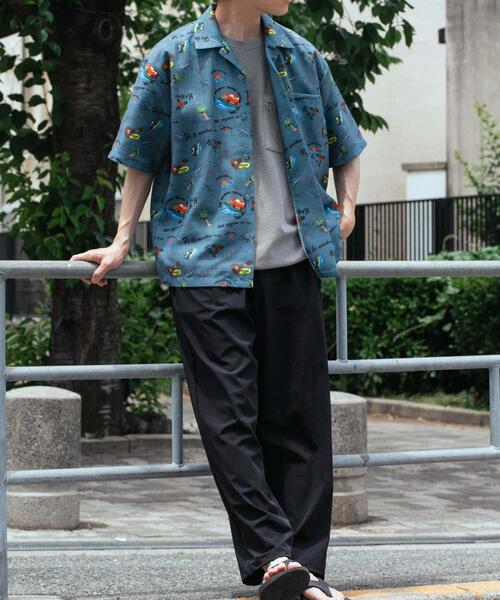 ITEMS URBANRESEARCH(アイテムズ アーバンリサーチ)の「アロハプリントオープンカラー半袖シャツ(シャツ/ブラウス・メンズ・グレー系その他/ベージュ/ブラウン・LARGE/MEDIUM)」の6枚目の写真