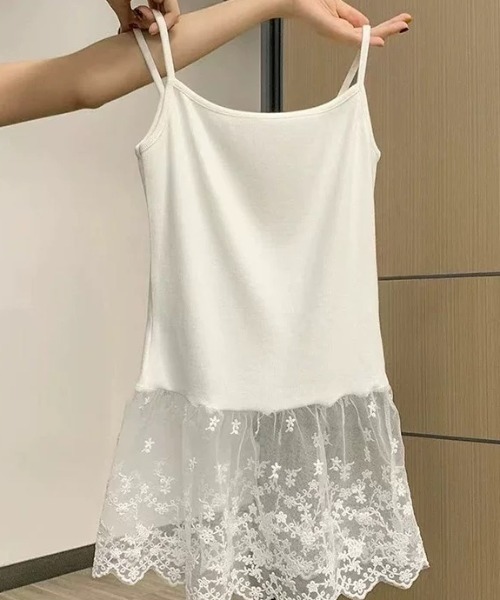 ampm(エーエムピーエム)の「レース切替 キャミソール トップス ノースリーブ フレア裾 総レース(キャミソール・レディース・ホワイト/ブラック・FREE)」の9枚目の写真