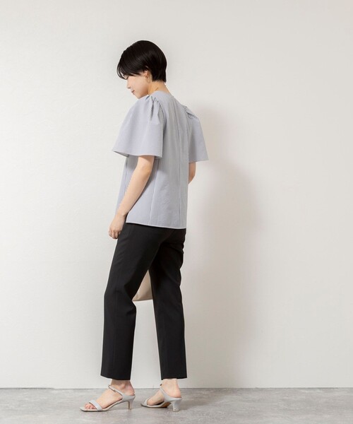 NOLLEY’S Sophi(ノーリーズソフィ)の「《セットアップ対応/UVカット/接触冷感》ウォッシャブルDry toro テーパードパンツ(その他パンツ・レディース・ブラック/ネイビー/ベージュ・34/36/38/40)」の5枚目の写真
