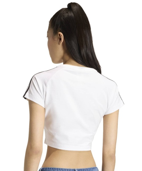 adidas(アディダス)の「adidas SST BABY TEE / アディダス SST ベビー Tシャツ(Tシャツ/カットソー・レディース・ホワイト・S/M/L)」の9枚目の写真