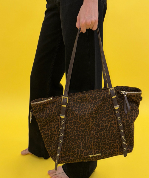 FILLINTHEBLANK(フィルインザブランク)の「Trucker Bag (leopard)(brown)(ショルダーバッグ・レディース・その他・FREE)」の3枚目の写真