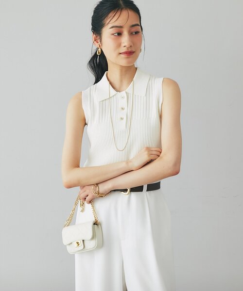 La boutique BonBon(ラブティックボンボン)の「【ヘルシー&フェミニン】変形リブポロ衿ノースリニット(ニット/セーター・レディース・ホワイト/サックスブルー/ピンク・FREE)」の15枚目の写真