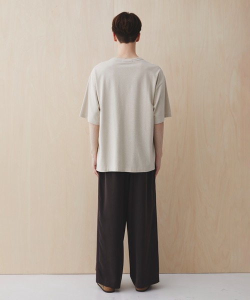 PUBLIC TOKYO(パブリックトウキョウ)の「ヘンプコットンTEE(Tシャツ/カットソー・メンズ・ブラック/オフホワイト/ライトグリーン/ダークグレー・1/2)」の21枚目の写真