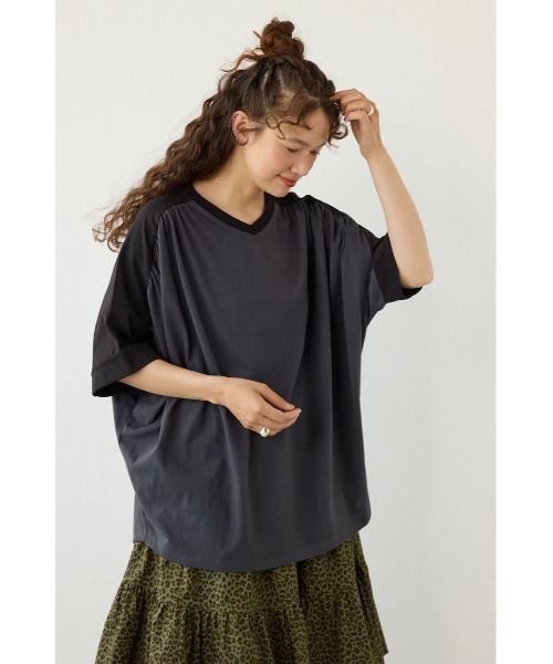 RODEO CROWNS WIDE BOWL(ロデオクラウンズワイドボウル)の「配色ドルマントップス(Tシャツ/カットソー・レディース・ブラック/オフホワイト/カーキ・FREE)」の3枚目の写真