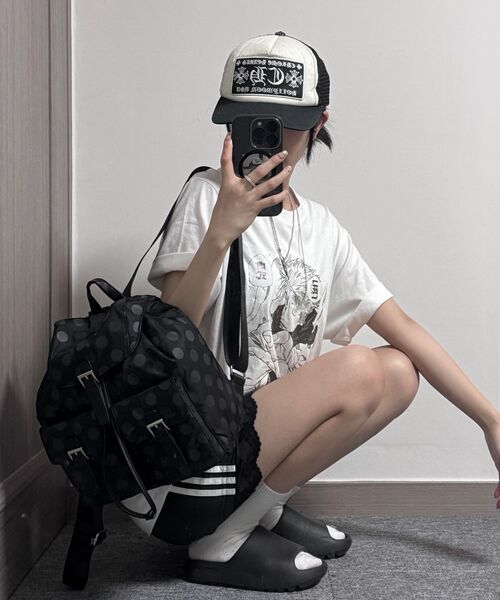 MUSINSA STANDARD WOMAN（ムシンサスタンダードウーマン）の「ウィメンズポルカドットフラップミニバックパック[ブラック]（バックパック/リュック・レディース・その他・F）」の17枚目の写真