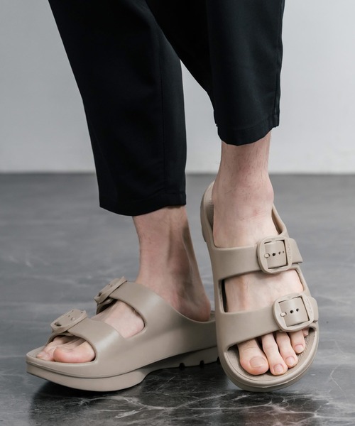 TELIC(テリック)の「TELIC テリック W-BUCKLE2 厚底ダブルバックルベルトスライドサンダル/リカバリーサンダル(サンダル・メンズ・ブラック/インディゴブルー/グレイッシュベージュ/アイボリー・XL/L/ML/M)」の3枚目の写真