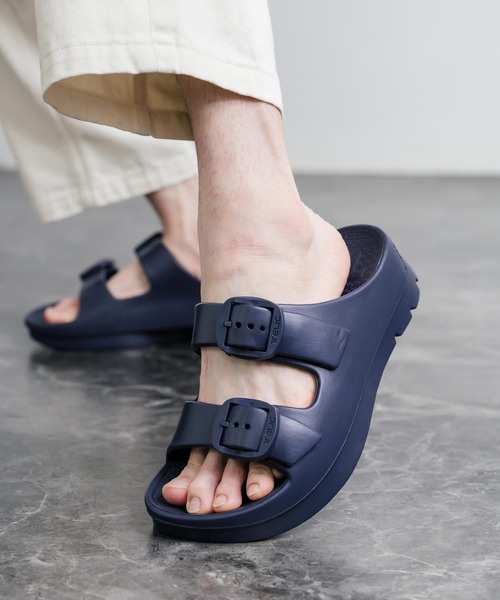 TELIC(テリック)の「TELIC テリック W-BUCKLE2 厚底ダブルバックルベルトスライドサンダル/リカバリーサンダル(サンダル・メンズ・ブラック/インディゴブルー/グレイッシュベージュ/アイボリー・XL/L/ML/M)」の4枚目の写真