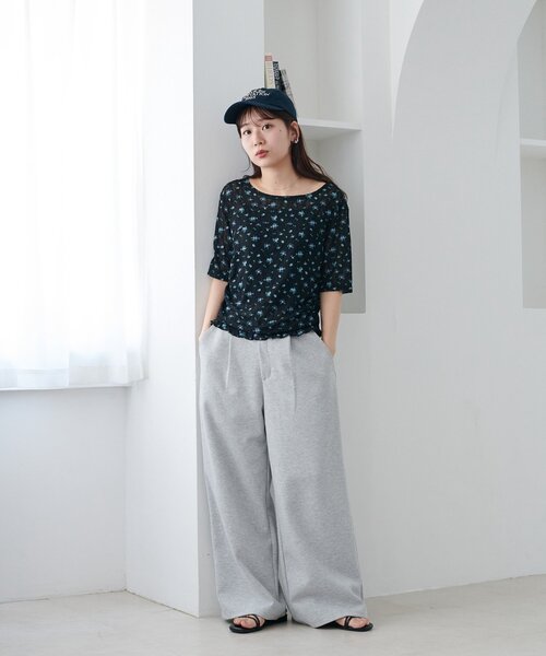 DISCOAT(ディスコート)の「花柄シャーリング半袖プルオーバー(Tシャツ/カットソー・レディース・ミント/アイボリー/ブラック・FREE)」の20枚目の写真