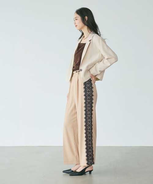 Andemiu(アンデミュウ)の「レースラインストレートパンツ(スラックス・レディース・ブラック/ライトブラウン/ベージュ・SMALL/MEDIUM)」の13枚目の写真