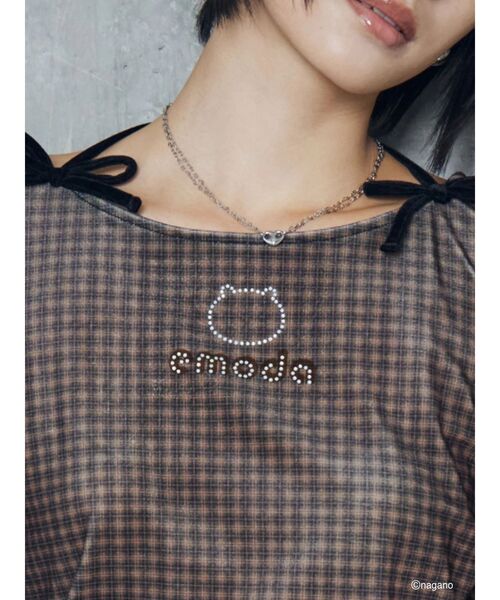 EMODA(エモダ)の「【ちいかわ】チョーカートップ(Tシャツ/カットソー・レディース・グレー/ブラウン・FREE)」の15枚目の写真