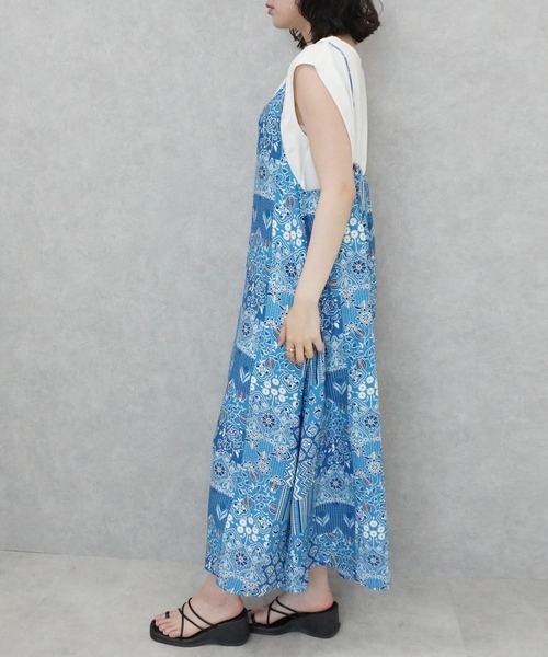 SELECT LEVERY(セレクトリベリー)の「バンダナ柄マルチWAYワンピース(ワンピース・レディース・グレー/ブルー・MEDIUM/LARGE)」の14枚目の写真