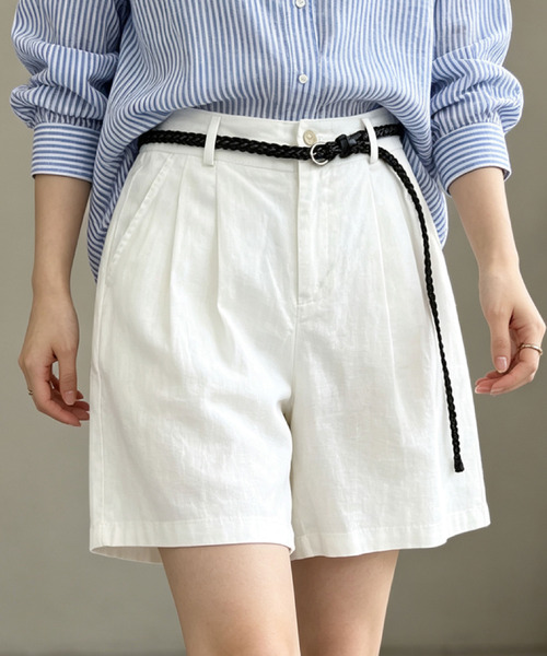 2ly2(トゥーリートゥー)の「ベルト付きタックハーフパンツ(その他パンツ・レディース・ブラック/ベージュ/ブルー/ホワイト・FREE)」の5枚目の写真