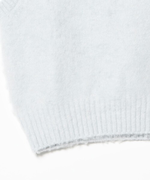 FRED PERRY(フレッドペリー)の「【別注】FRED PERRY フラッフィー ベスト(ニット/セーター・レディース・グレー系その他/ブルー系その他・10)」の13枚目の写真