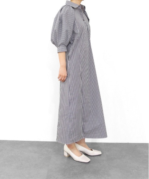 Marilyn Moon(マリリンムーン)の「modern strip volume sleeve dress(ワンピース・レディース・ブラック×ホワイト/ホワイト×ブラック・FREE)」の6枚目の写真