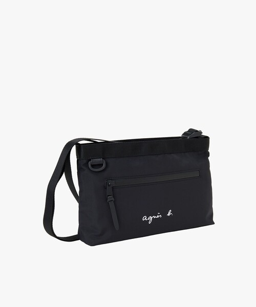 agnes b.（アニエスベー）の「ナイロン スモール ショルダーバッグ "Fred" ABH02-03（ショルダーバッグ・メンズ・ブラック・FREE）」の3枚目の写真