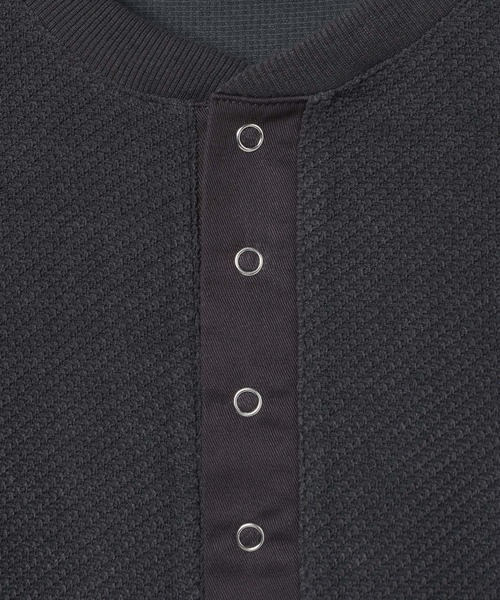 GEORGE'S(ジョージズ)の「【MENS】ニットソードットボタンヘンリー(Tシャツ/カットソー・メンズ・チャコールグレー/ワインレッド・MEDIUM/LARGE)」の13枚目の写真