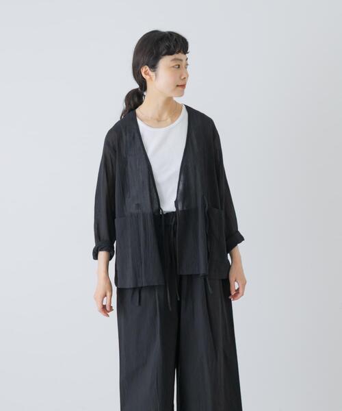 かぐれ（カグレ）の「シアーカシュクールカーデシャツ（シャツ/ブラウス・レディース・ブラック/ナチュラル・FREE）」の18枚目の写真