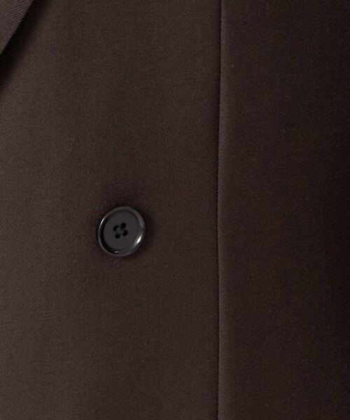UNITED ARROWS(ユナイテッドアローズ)の「ブラウン シャークスキン ダブル 6ボタン スーツ MCーMODEL ヨコストレッチ(セットアップ・メンズ・ダークブラウン・48/46/44)」の2枚目の写真